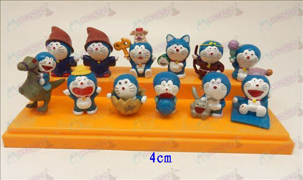 12 Doraemon boneca (A)